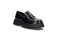Chunky loafers